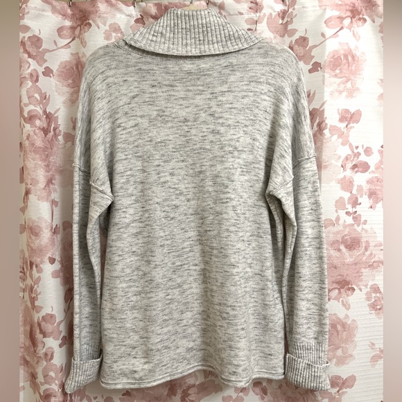 Turtleneck Sweater - Picture 4 of 7